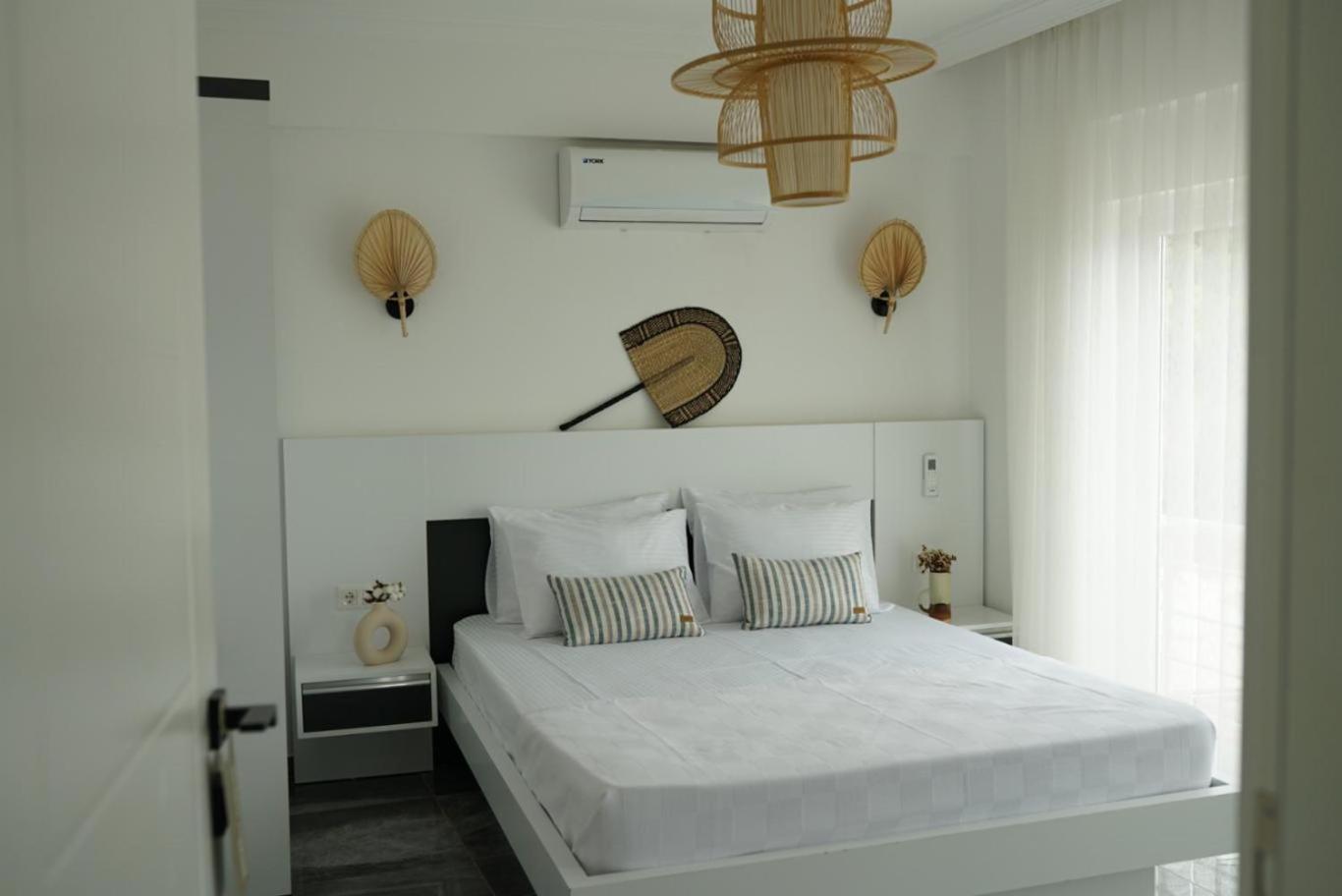 Blue Island Luxury Hotel Adults Only Каш Экстерьер фото